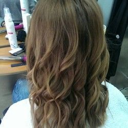 Svečana frizura 1 - talasi u kosi
