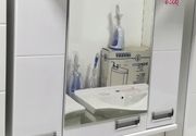 Zidna komoda za kupatilo sa ogledalom