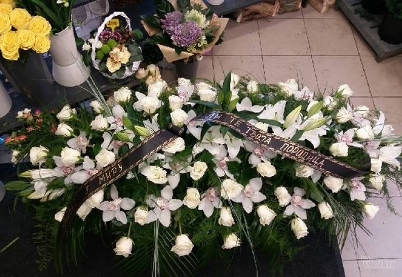 Venci i suze za sahrane