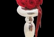 Dan zaljubljenih – 14.februar – Crvene ruže na unikatnoj italijanskoj posudi