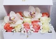 Ruze u kutiji /Box of flowers