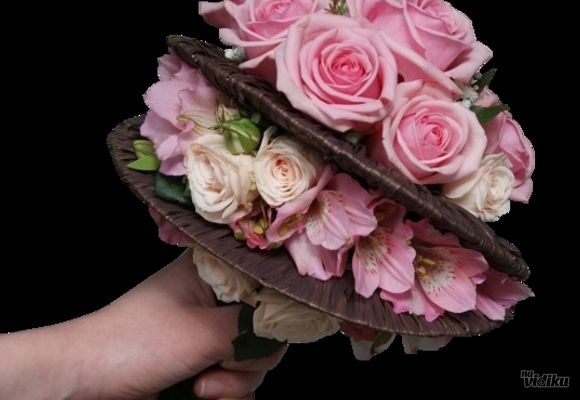 Bidermajeri - Roza ruže u neobičnom izdanju