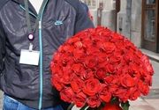 Cveće za devojku - 101 crvena ruža u buketu