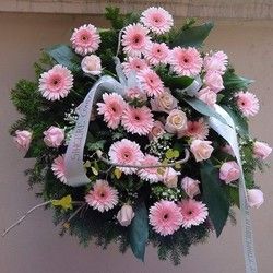 Cveće za groblje - Venac od naradzastog cveća