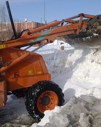 Rentiranje masina za ciscenje snega