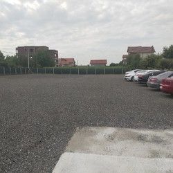 Jeftin parking na aerodromu Nikola Tesla Beograd