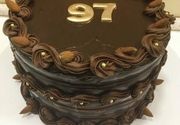 Svecana torta za 97 rodjendan
