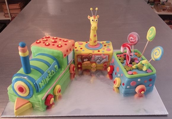 Dečija torta Candy vozić