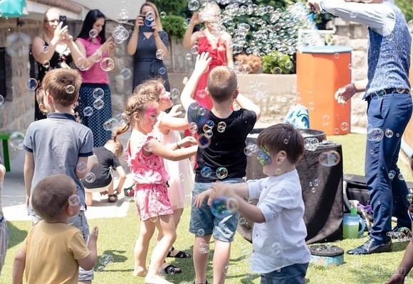 Bubble show moze da pocne u igraonici Royal Park