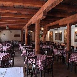 Restoran sa muzikom Taverna Faro iz Kragujevca