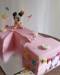 Ukrasna torta za devojčice