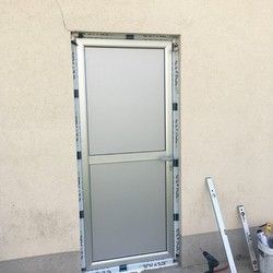 Aluminijumska vrata