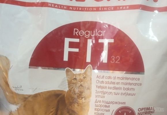 Hrana za odrasle mace/ Royal canin fit