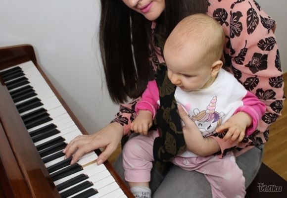Casovi klavira za decu na engleskom jeziku
