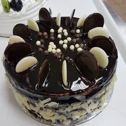 Čokoladna torta - Poslastičarnica Maravera