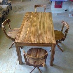 Unikatni trpezarijski stolovi od drveta