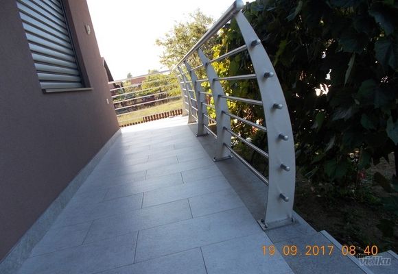Kvalitetni aluminijumski gelenderi za balkone