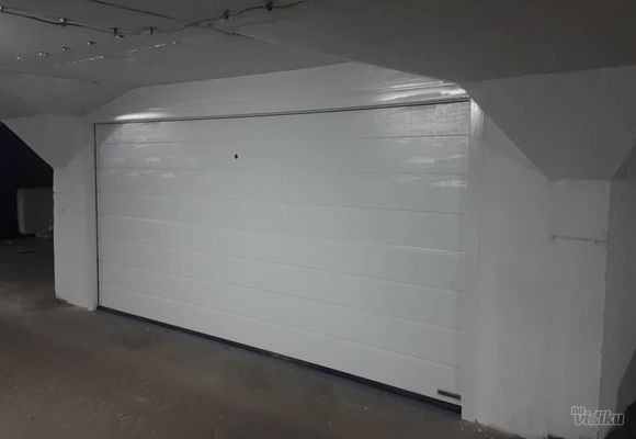 Garazna vrata za zajednicke garaze