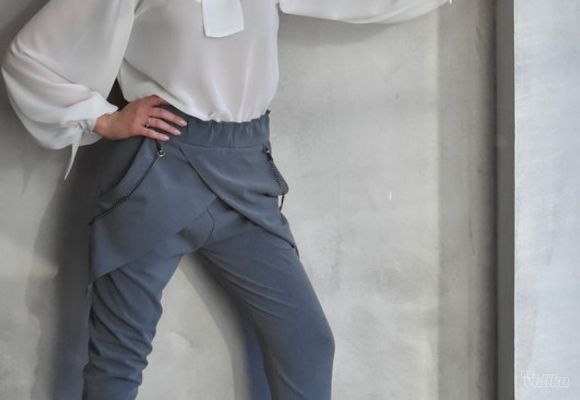Pantalone preklop sive boje