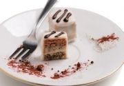 Sitni kolači - voćni minjon sa malinama - Torta Ivanjica