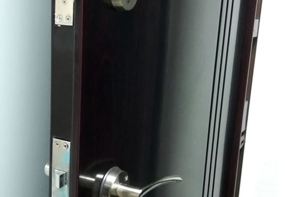 Sigurnosna vrata sa montazom Voždovac