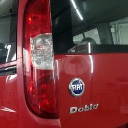 Stop svetla za Fiat Doblo 2006