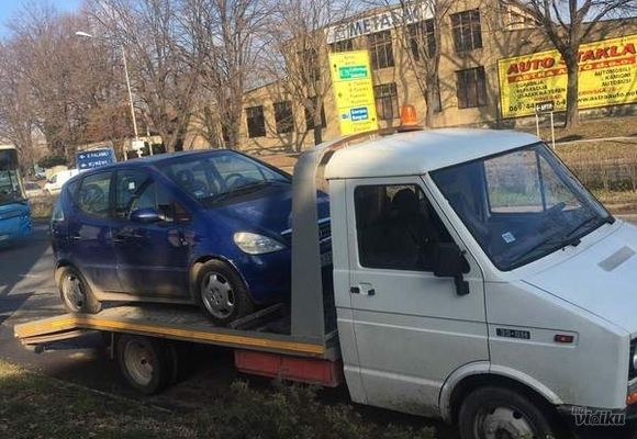 Šlep sluzba za pokvarene automobile Novi Sad