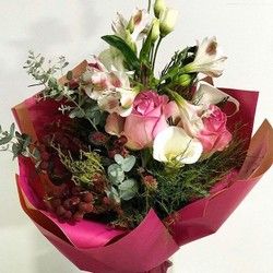 Poklonite voljenoj osobi za rođendan jedan buket cveća