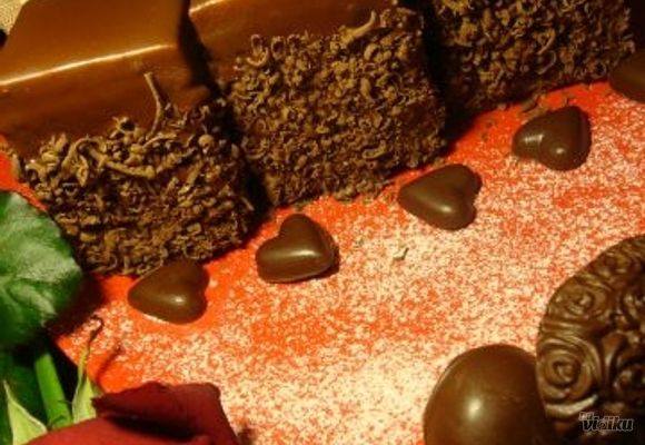 Posni kolači - čokoladni biksvit - Don Juan poslastičarnica