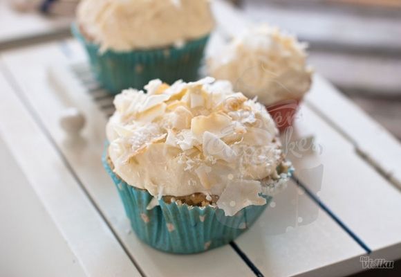 Novogodišnji kolači - kokos - Sisters Cupcakes
