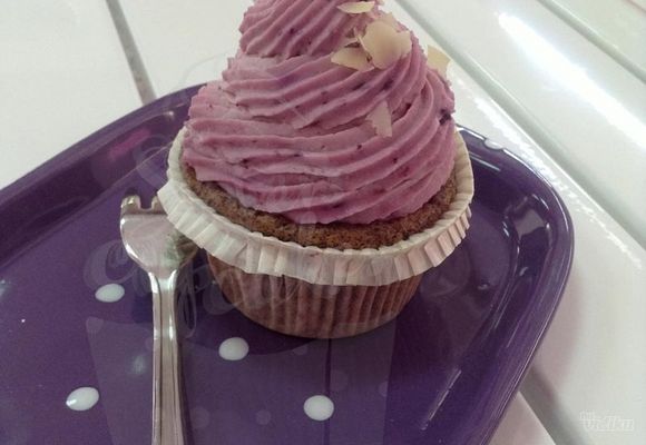 Novogodišnji kolači - mak borovnice - Sisters Cupcakes