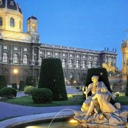 Novogodišnja putovanja 2017 - Beč autobusom 3 dana - Kiki Travel