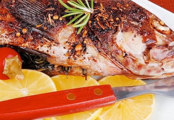 Pečenje ribe - šaran zapečeni - Ribarnica Azzuro Marre