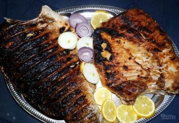 Pečenje ribe - šaran pečeni - Ribarnica i pečenjara Somče
