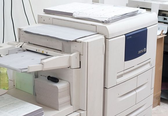 Digitalna štampa - mašine i uzorci - Jovšić Printing Centar