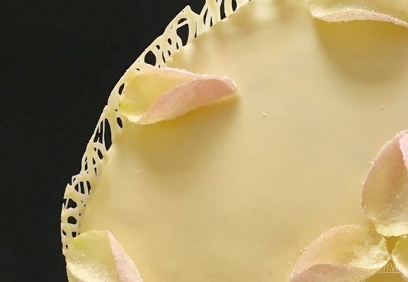 Svečane torte - žuta torta - Grismel - proizvodnja torti, kolača i peciva
