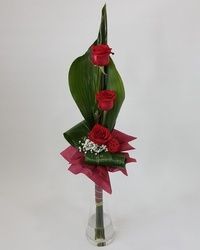 Buket ruža - 3 ruže sa pratećim zelenilom - Cvećara Flowers Silver Pack