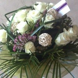 Ruže - buket sa belim ružama - Cvećara Quince Flower