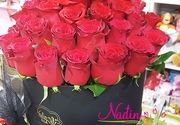 Ruže - 51 ruža u elegantnoj kutiji - Cvećara Nađin kutak