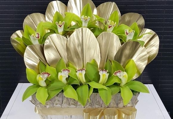 cvetni-aranzmani---aranzman-sa-zelenom-orhidejom---cvecara-flowers-silver-pack.jpg