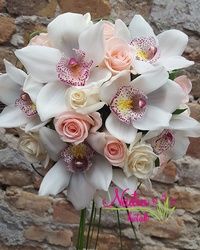 Orhideje - aranžman od orhideja - Cvećara Nađin kutak