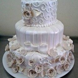 Svadbena torta Elegancija