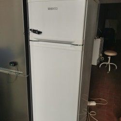 Servis kombinovanih frizidera Novi Beograd