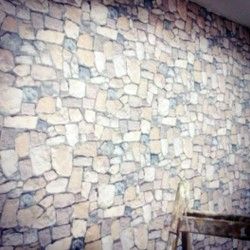 Zidna dekorativna tehnika, kamencici