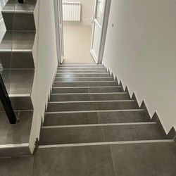 Ciscenje stepenista posle gradjevinskih radova