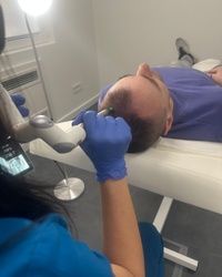 Hair restart laserski tretman za kosu Beograd