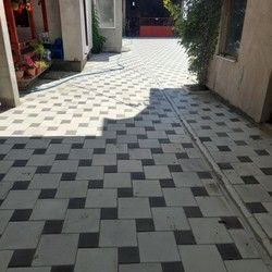 Poplocavanje dvorista Pancevo