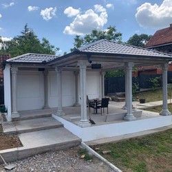 Grcki stubovi za letnjikovac