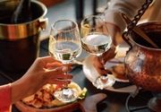 Riblji specijaliteti i vrhunska vina na reci
