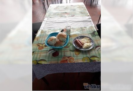 DORUČAK - Viršle, jaje, salata i hleb